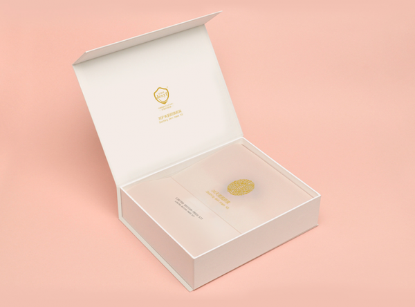 書型(xing)精裝盒(hé)